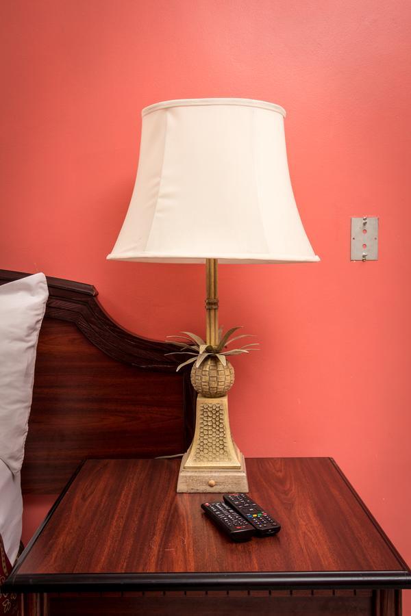 Bayport Residence Inn Roger ภายนอก รูปภาพ